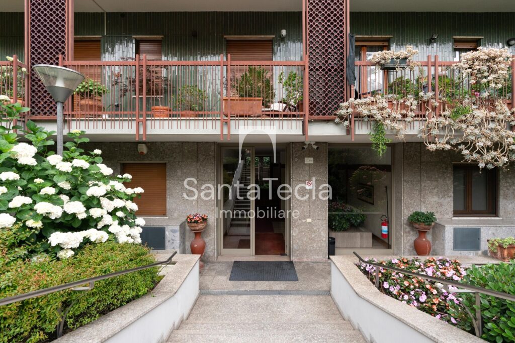 Bilocale ristrutturato con materiali e finiture di pregio